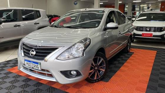 NISSAN VERSA 1.6 16V FLEXSTART UNIQUE 4P XTRONIC